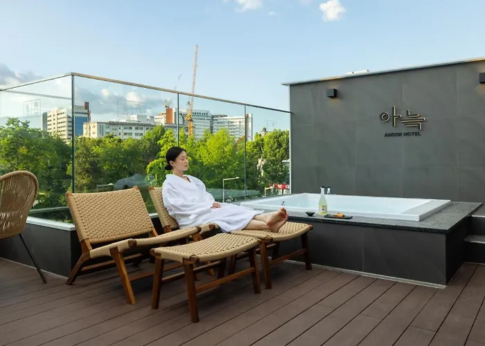 Anook Jongno Daehakro * ソウル特別市