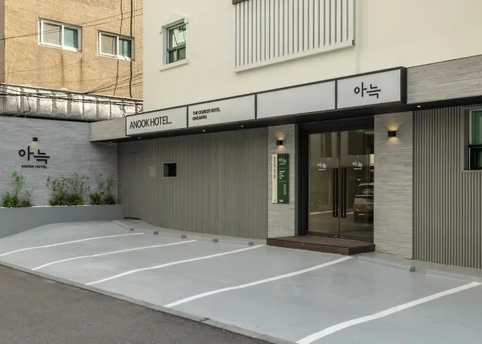 Hotel Anook Jongno Daehakro *