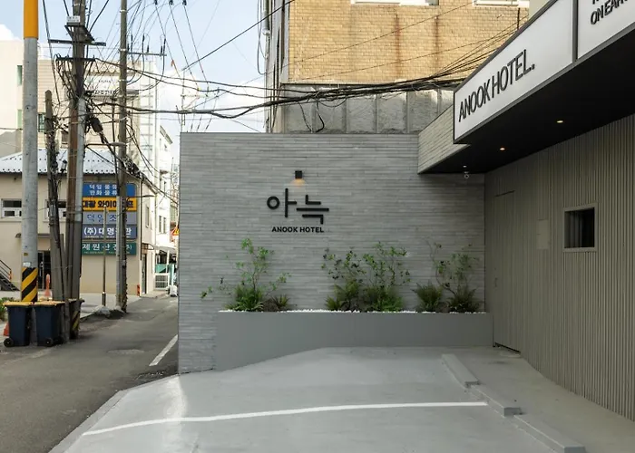 Anook Jongno Daehakro *